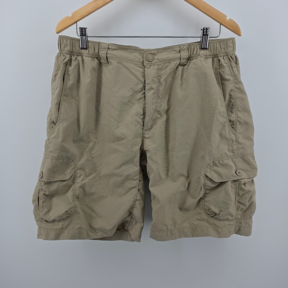 The North Face Mens Khaki Nylon Cargo Snap Shorts Size L Tan Hiking 9" Inseam
